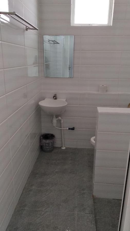 爱上海蓝蓝屋民宿 Blue Ocean Station Penampang エクステリア 写真